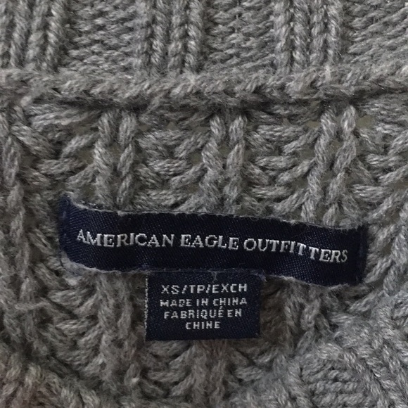 American eagle gray knit sweater. Size XS. - Picture 3 of 3